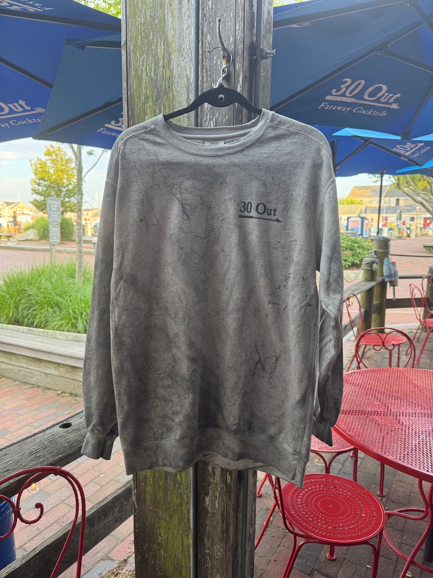 30 Out Crewneck (Color Blast)
